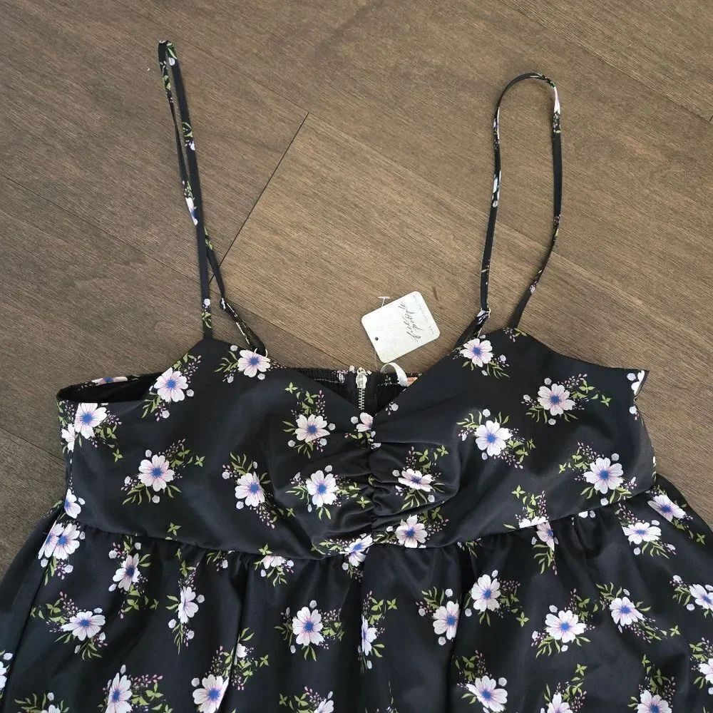 Free People in A Bubble Mini Dress in Black Floral size S New - Picture 8 of 14